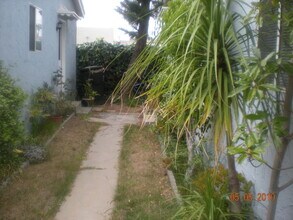 2131 22nd St, Unit A in Santa Monica, CA - Foto de edificio - Building Photo