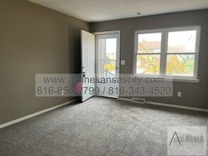 19000 E 18th St N in Independence, MO - Building Photo - Building Photo