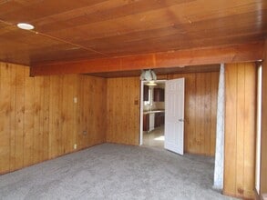 319 E Church Ave in Ridgecrest, CA - Building Photo - Building Photo