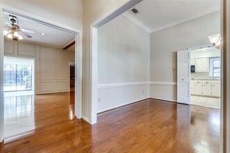7010 Northwood Rd in Dallas, TX - Building Photo - Building Photo