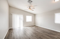 5119 Keswick Rd in North Las Vegas, NV - Building Photo - Building Photo