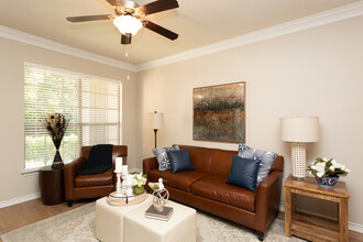 Chappell Creek Village in Temple, TX - Building Photo - Interior Photo