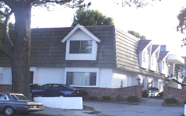 3970 Ingraham in San Diego, CA - Building Photo