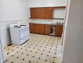 1306 Villa Ave in Sioux City, IA - Building Photo - Building Photo