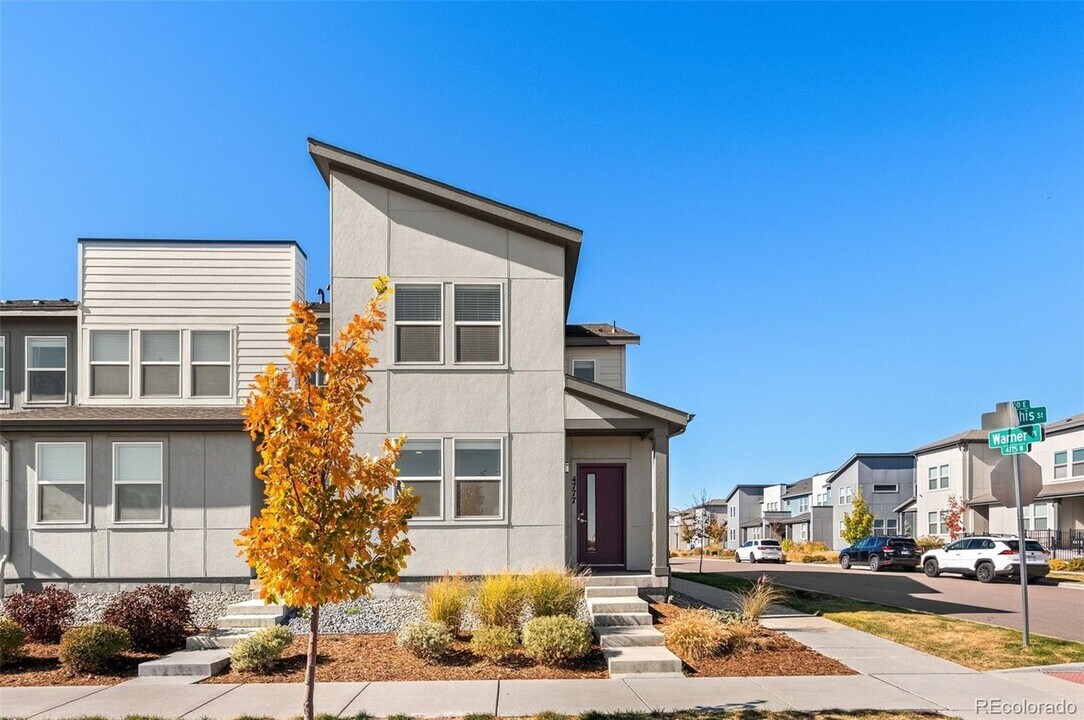 4777 Memphis St in Denver, CO - Building Photo