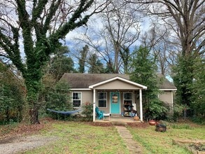 125 Sylvia Cir in Athens, GA - Building Photo - Building Photo