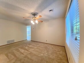 32953 Regents Blvd in Union City, CA - Building Photo - Building Photo