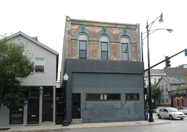 1749 S Halsted St in Chicago, IL - Building Photo - Building Photo