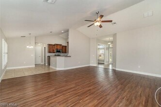 3423 NE 12th Ave in Cape Coral, FL - Building Photo - Building Photo