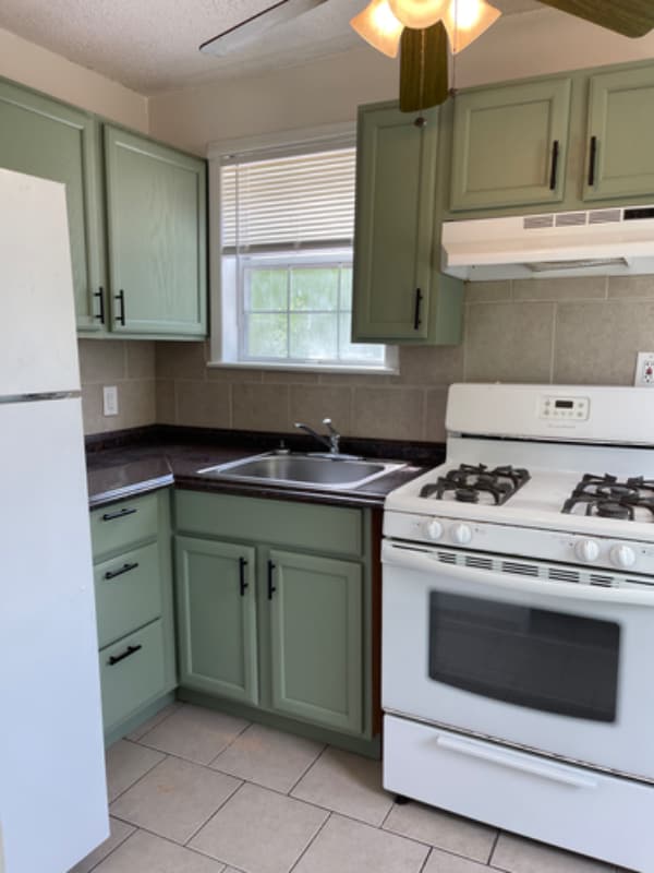 764 S Seventh St in Vineland, NJ - Building Photo - Building Photo