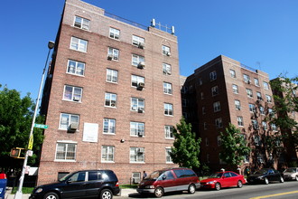 14307 Sanford Ave in Flushing, NY - Building Photo - Building Photo