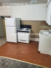 402 S Cochran Rd in Charlotte, MI - Building Photo - Building Photo