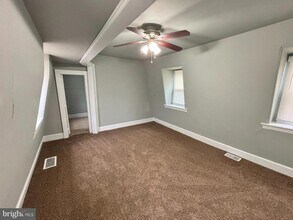 211 Front St in fieldsboro, NJ - Building Photo - Building Photo