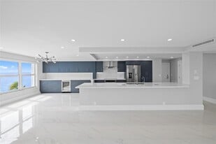 3900 Galt Ocean Dr in Fort Lauderdale, FL - Building Photo