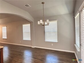 417 Capistrano Dr in San Marcos, TX - Building Photo - Building Photo