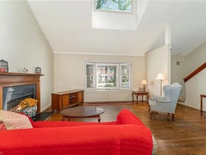 10 Park Village Ln in Greensboro, NC - Building Photo - Building Photo