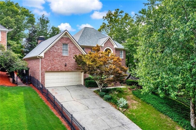 property at 2448 Kings Arms Dr