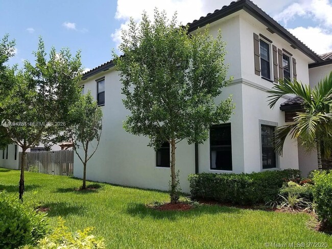 11508 SW 248th Ln in Homestead, FL - Building Photo - Building Photo