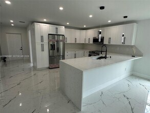 1125 Milwaukee Blvd in Lehigh Acres, FL - Building Photo - Building Photo