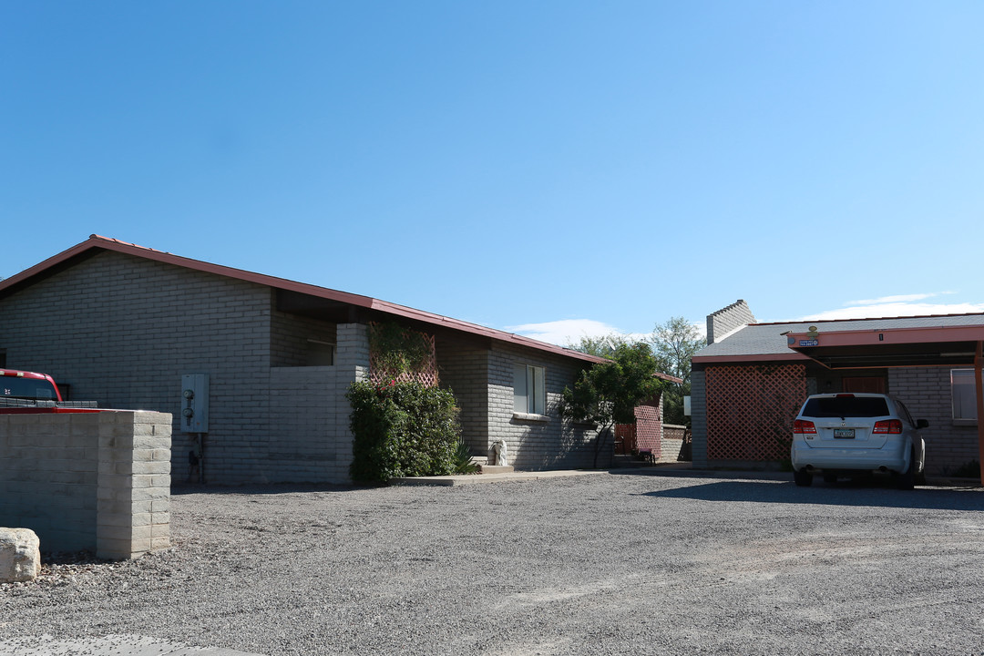 1438 N Alamo Ave in Tucson, AZ - Building Photo