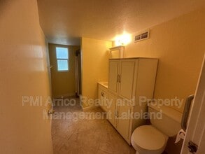 721 W Socrum Loop Rd in Lakeland, FL - Building Photo - Building Photo