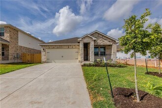 13905 Heartland Dr in Manor, TX - Building Photo - Building Photo