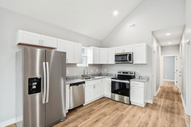 2018 Rembrandt St in Indianapolis, IN - Building Photo - Building Photo