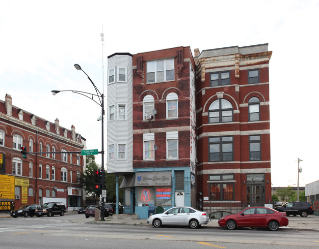 2101 S Ashland Ave in Chicago, IL - Building Photo - Building Photo