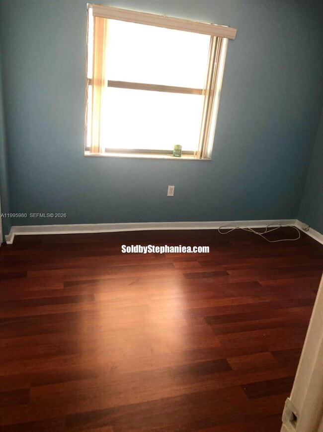 6858 NW 173rd Dr in Hialeah, FL - Building Photo - Building Photo