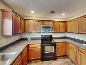 2008 Red Jacket Ter in Spring Hill, TN - Building Photo - Building Photo