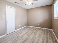 5220 Antha St photo'