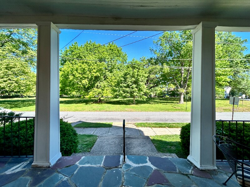 2010 Woodlawn Ave in Wilmington, DE - Foto de edificio