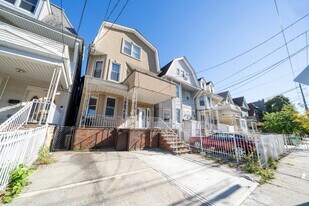 126 Arlington Ave in Jersey City, NJ - Building Photo