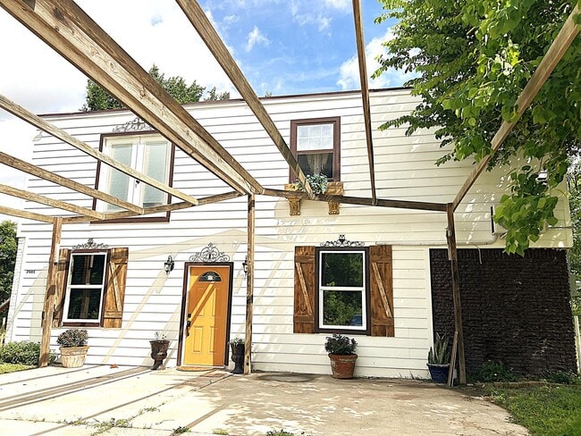 property at 2503 River Crest