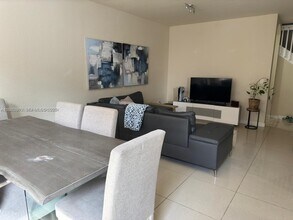 8437 Blue Cove Way in Parkland, FL - Building Photo - Building Photo