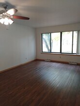 2626 S Stoughton Rd in Madison, WI - Building Photo - Building Photo