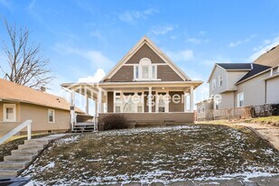 4215 Grant St in Omaha, NE - Building Photo