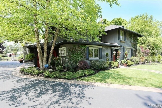 72 N Long St in Buffalo, NY - Building Photo - Building Photo