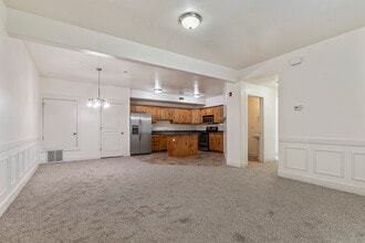 389 S State St, Unit 20 in Provo, UT - Foto de edificio - Building Photo