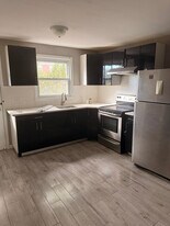 143 Franklin Rd in Hamden, CT - Building Photo