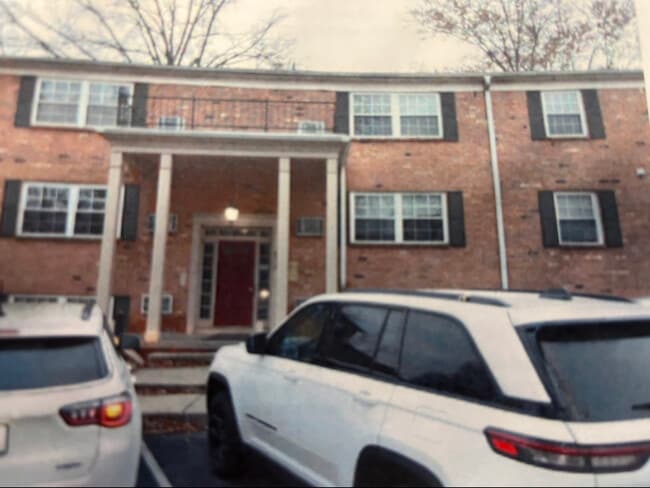 property at 6517 Cornwall Ct