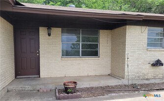 1201 Bluff Dr in Copperas Cove, TX - Building Photo
