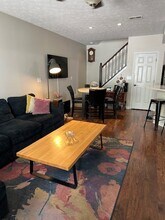 8392 Enclave Blvd in Fishers, IN - Building Photo - Building Photo