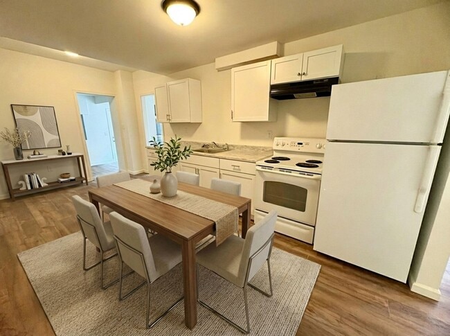 133 W Maple St in York, PA - Building Photo - Building Photo