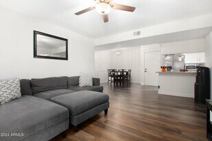 540 N May in Mesa, AZ - Building Photo