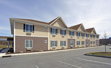 Boulder Hills at Wantage in Sussex, NJ - Building Photo - Building Photo