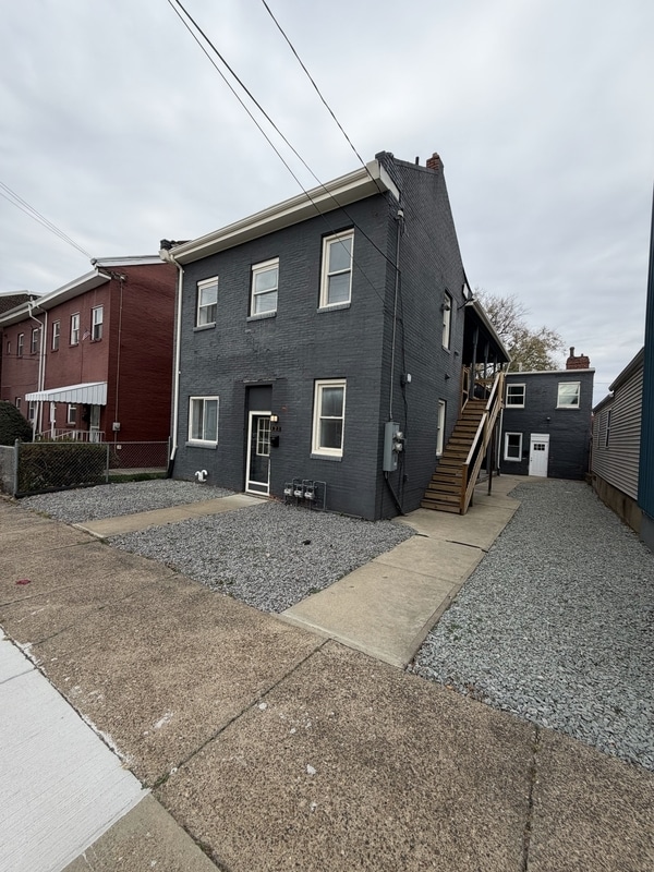 property at 121 44th St