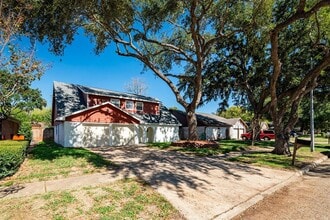 11530 Green Glade Dr in Houston, TX - Building Photo - Building Photo
