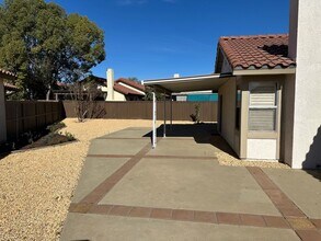 26054 Goldenwood St in Menifee, CA - Foto de edificio - Building Photo