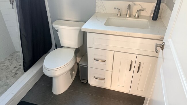 1529 N Pass Ave in Burbank, CA - Building Photo - Building Photo